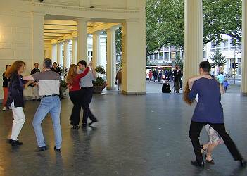 (zum Vergr&ouml;ssern anklicken, mit ALT+F4 schliessen - click to enlarge)